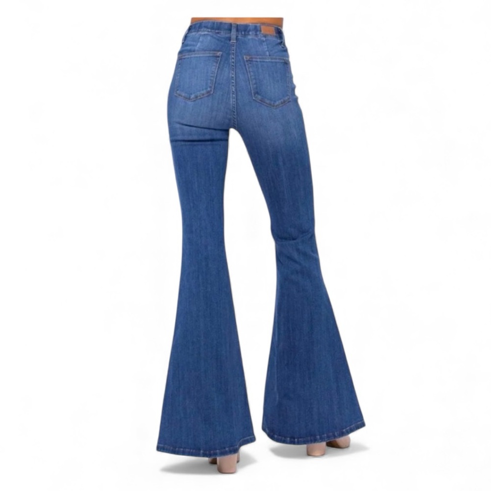 Judy Blue High Rise Waist Pull-On Super Flare Jeans Stretchy Raw Hem Blue 32